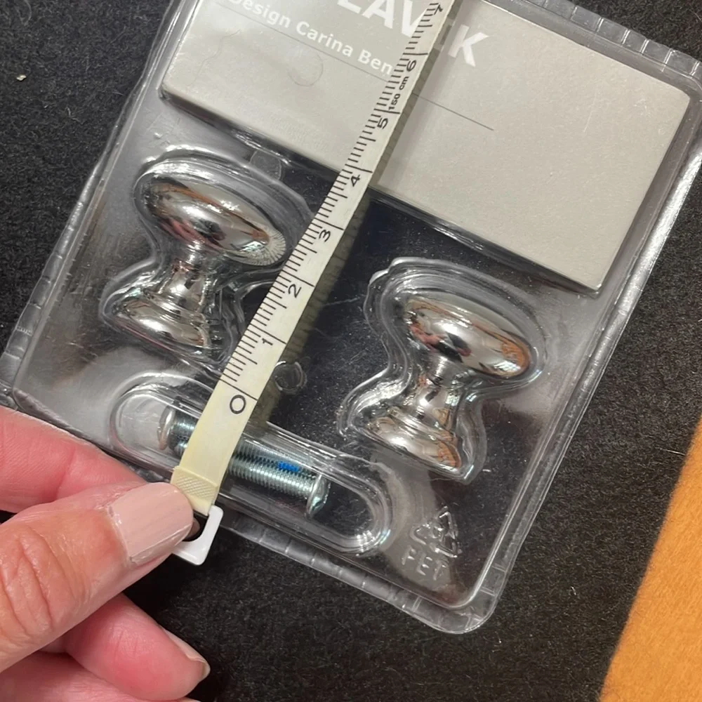 IKEA knobs. Never opened. 2 packs of 2. Faglavik